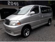 TOYOTA GRAN HIACE AÑO 2001 RECIEN IMPORTADA CON LA MEJOR GARANTIA TR CON AUGUSTO