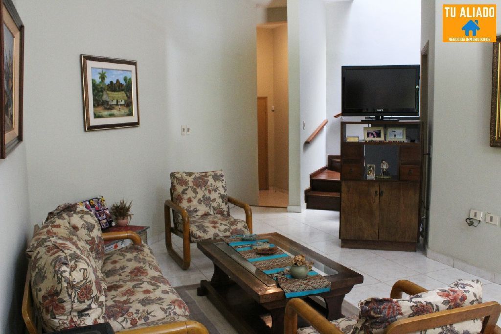 Hermosa Casa Zona Av.Perón Ita Enramada. — foto 3