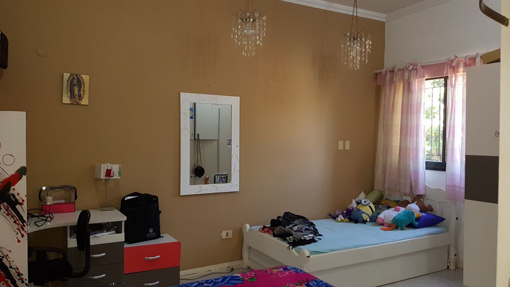 HERMOSA CASA DE 3 DORMITORIOS CON PISCINA BARRIO EL MANGAL — foto 3