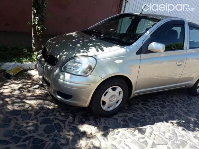 Toyota Vitz 2003 — foto 3