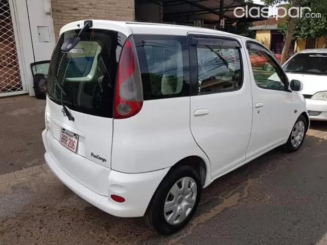 Toyota Funcargo 2001 — foto 3