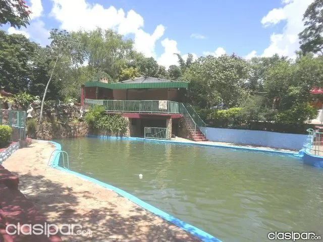 CASA QUINTA EN ITAUGUA CON 2 PISCINAS, CASA CON HABITACIONES, QUINCHO PARRILLA, TINGLADO — foto 2