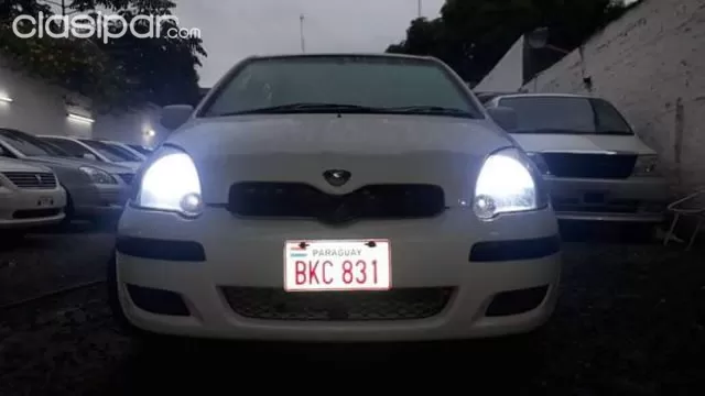 Toyota Vitz 2004 — foto 5
