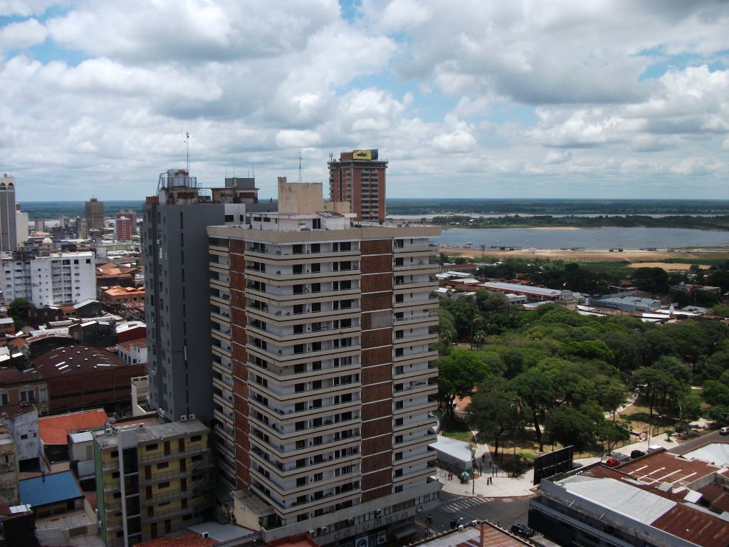 DEPARTAMENTO En PLENO CENTRO DE ASUNCION — foto 3
