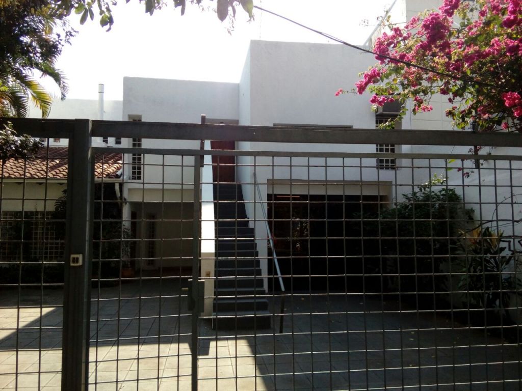 OFERTA ALQUILO HERMOSA CASA EN ZONA RESIDENCIAL A 12 CUADRA DE RCA ARGENTINA — foto 2