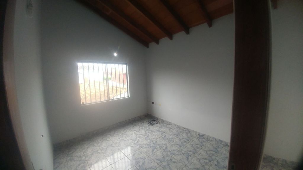 ALQUILO duplex en barrio jara — foto 2