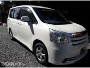 ESPECTACULA TOYOTA NOAH RECIEN IMPORTADO AÑO 2008 SIN NINGUN DETALLE CON LA MEJOR GARANTIA DEL PARAGUAY ..!!!! TR CON AUGUSTO CENTURION