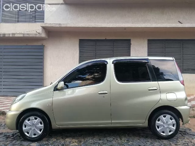 Toyota Funcargo 2001 — foto 4