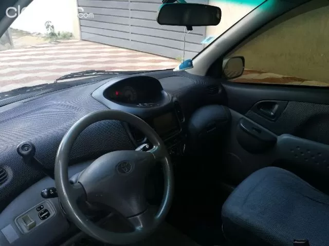 Toyota Funcargo 2001 — foto 5