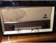 Vendo radio antigua funcionando