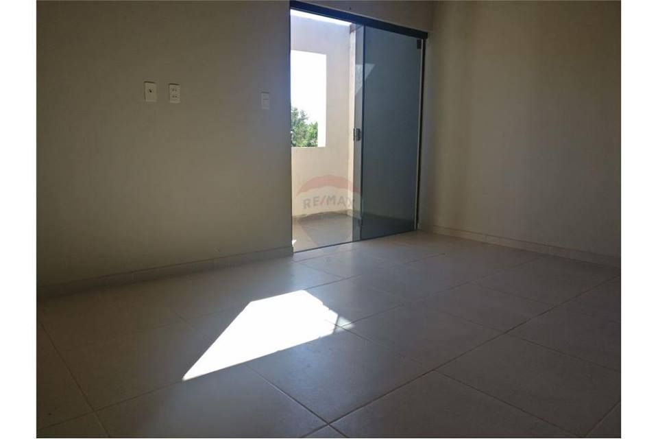 Duplex a estrenar con Patio — foto 3