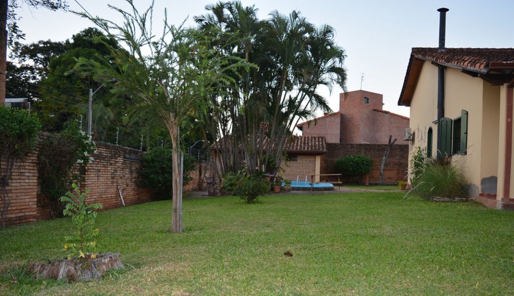 Vendo hermosa propiedad a pasos de Av. Perón — foto 2