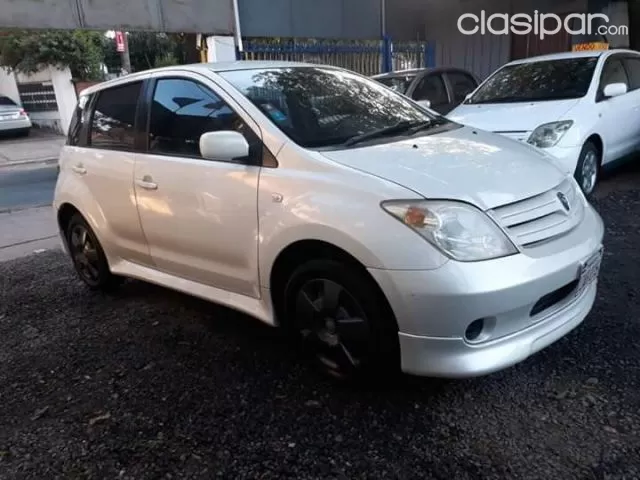 Toyota Ist 2003 - foto 2