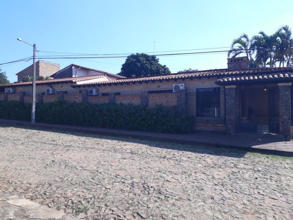 REMATO CASA EN LAMBARÉ — foto 3