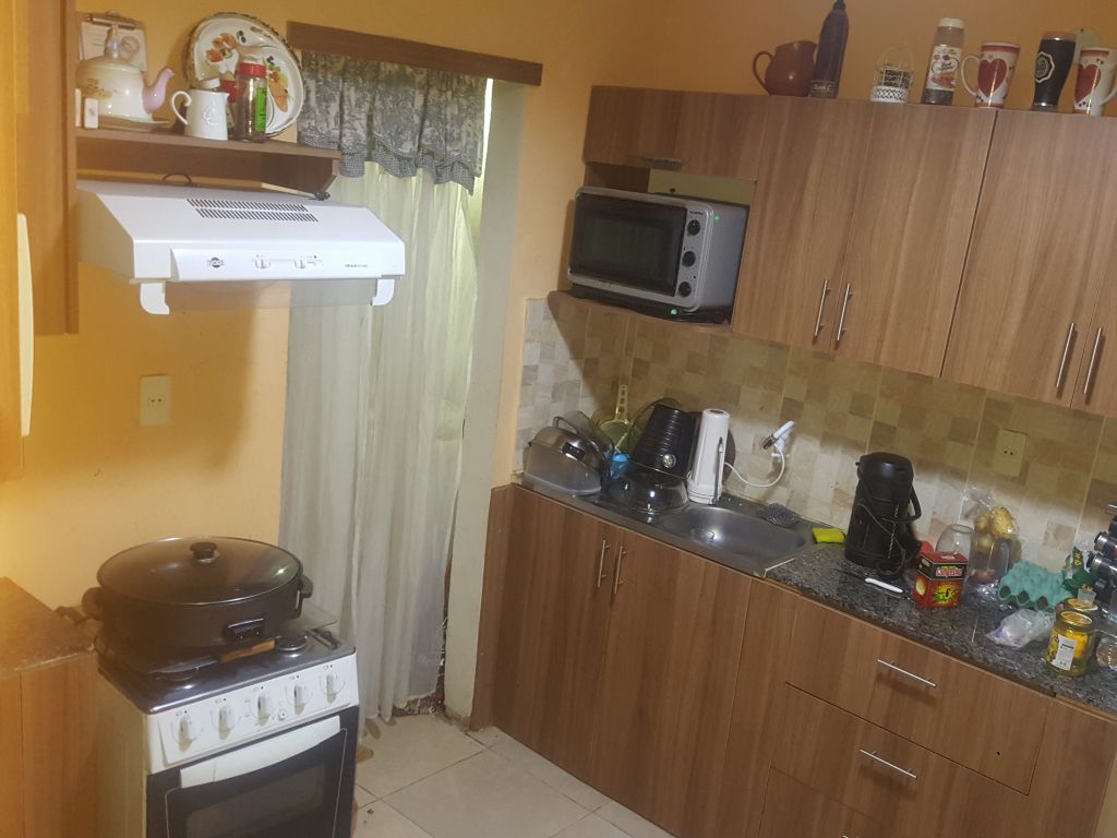 VENDO HERMOSA CASA RECIÉN ECHA EN OFERTA!!!!! EN CENTRO DE LUQUE!! — foto 3