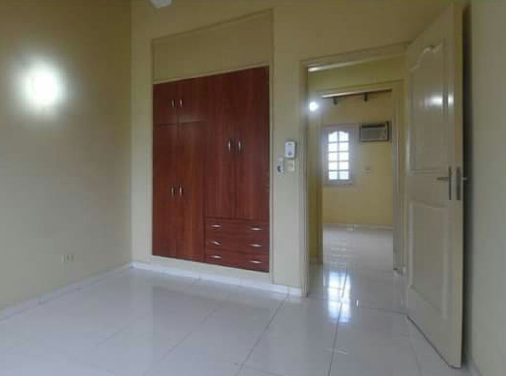 ALQUILO!!!! DUPLEX LAMBARE — foto 2