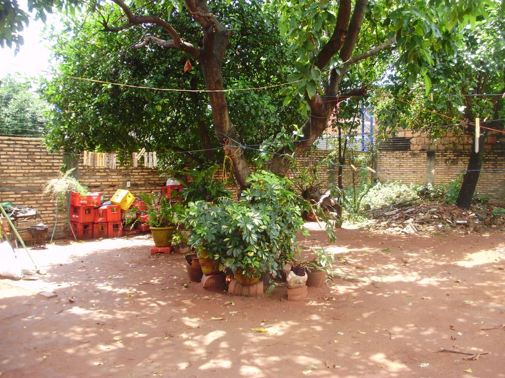 OFERTAAAAAA!!!! Hermosa casa de dos pisos con salones comerciales — foto 2