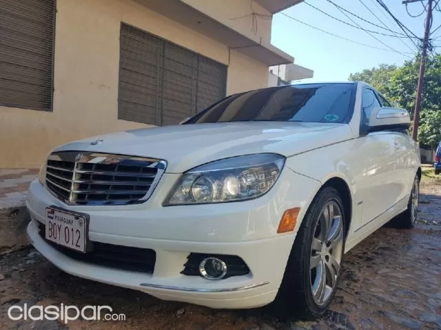 Mercedes-Benz C300 2009 - foto 2