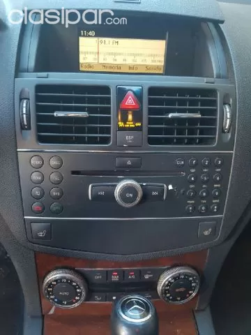 Mercedes-Benz C300 2009 — foto 7