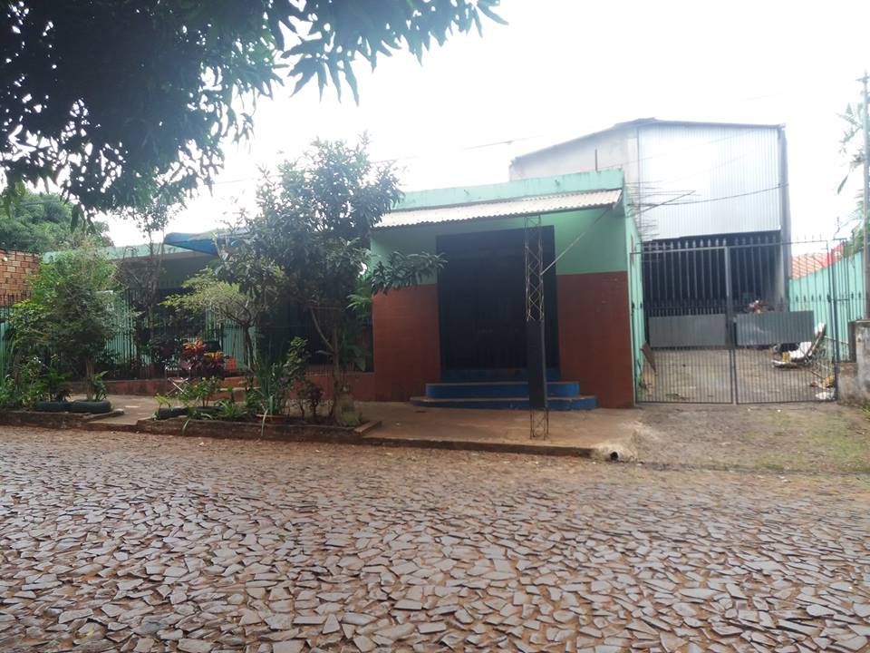Casa ubicada en Pdte. Franco cerca del Area 5 — foto 2