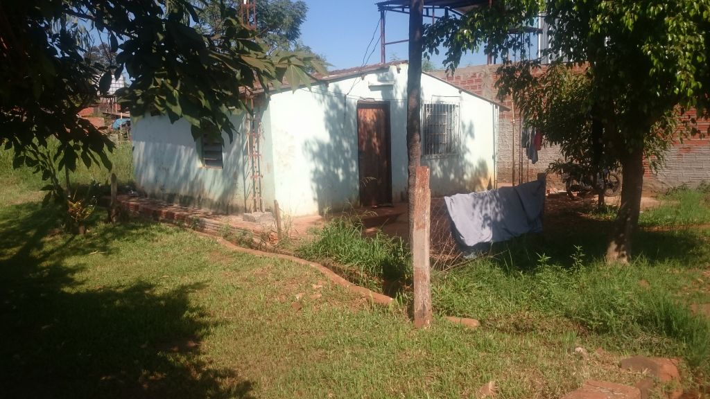 VENDO CASA UBICADA A CUADRAS DE LA COSTANERA HERNANDARIAS — foto 2