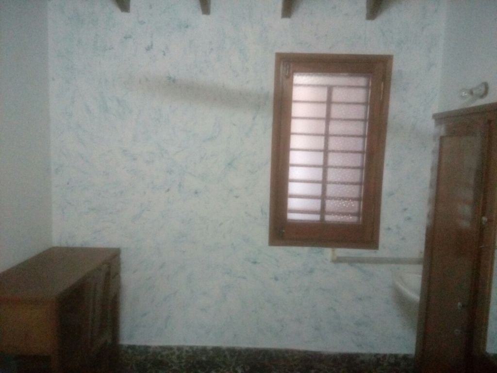 ALQUILER DE OFICINAS EN PLANTA ALTA EN ZONA CÉNTRICA Y SEGURA DE ASUNCIÓN, PARA PROFESIONAL — foto 2
