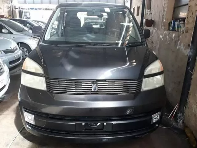 Toyota New Vitz 2002 — foto 4