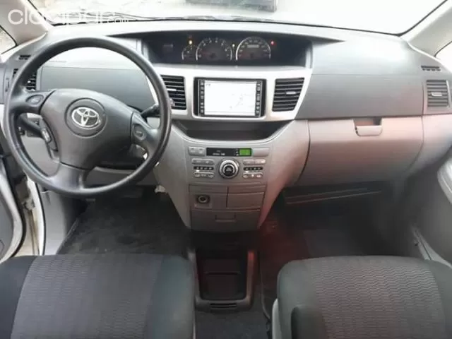 Toyota Noah 2005 — foto 3