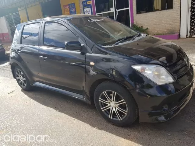 Toyota Ist 2003 - foto 2
