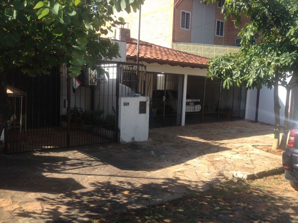 Vendo terreno con casa en barrio Residencial de Asunción — foto 3