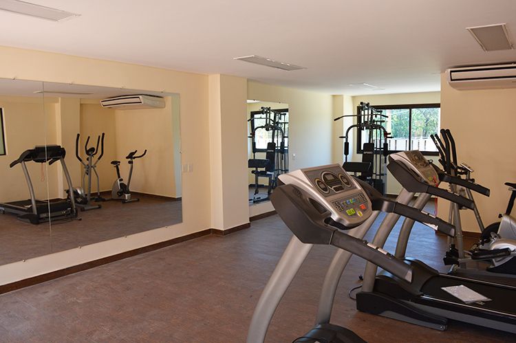 Vendo triplex zona Laguna Grande Barrio cerrado Moravia. — foto 3