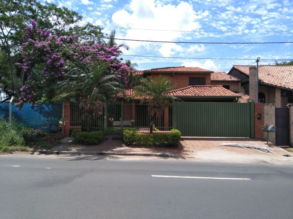 VENDO CASA CERCA A CUADRAS DE MOLAS LÓPEZ — foto 2