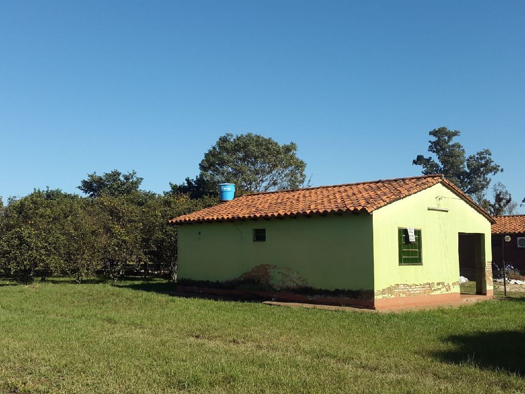 Vendo casa en Arroyos y Esteros — foto 2