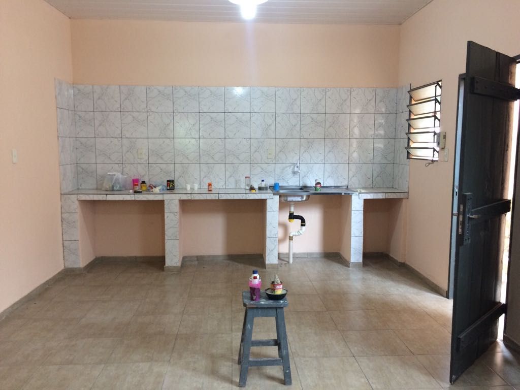 ALQUILO SALÓN EN EL CENTRO DE SAN LORENZO — foto 2