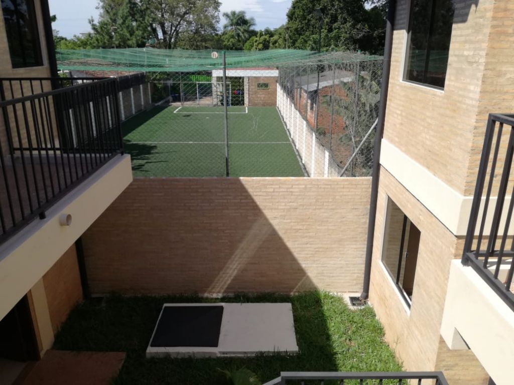 Vendo departamento en Fernando de la Mora Zona Universidad Paraguayo Alemana. — foto 2