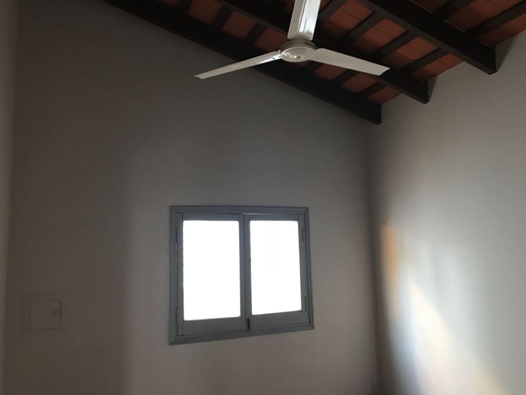Alquilo Casa con ubicacion privilegiada, 1 cuadra Mcal Lopez, 3 cuadras Santa Teresa — foto 3