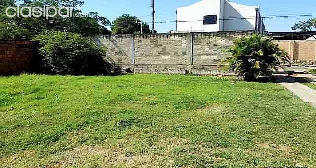VENDO HERMOSA PROPIEDAD EN LUQUE CENTRAL PARAGUAY ZONA CONMEBOL — foto 3