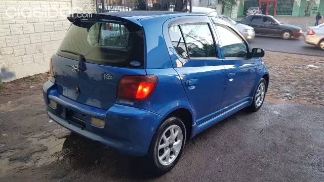 Toyota Vitz 2001 — foto 5