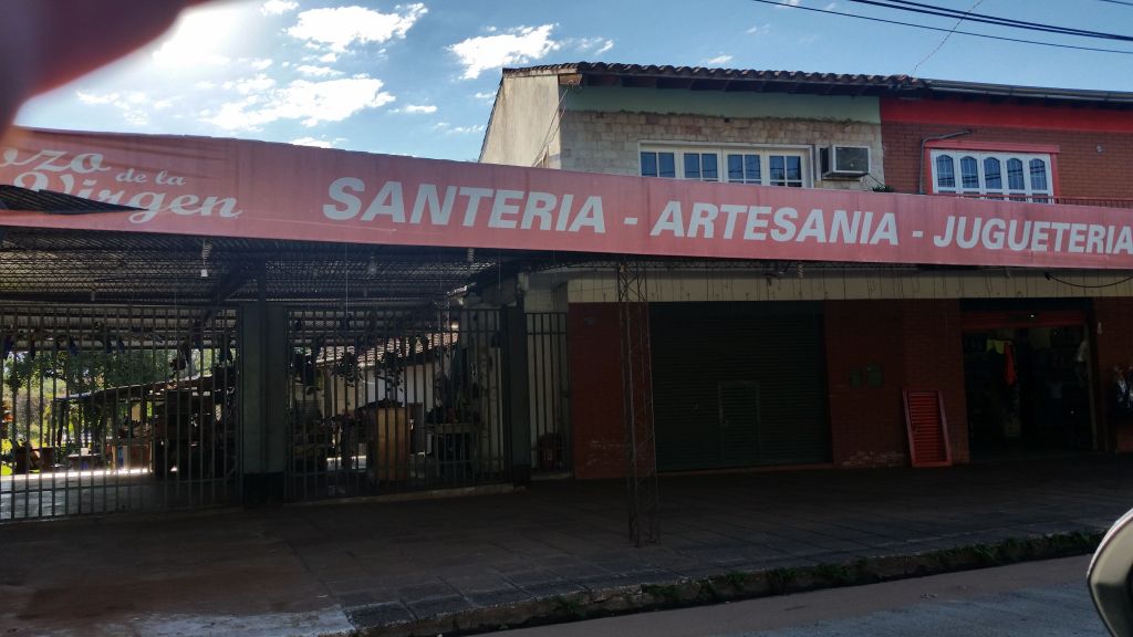 Vendo local comercial con vivienda — foto 2