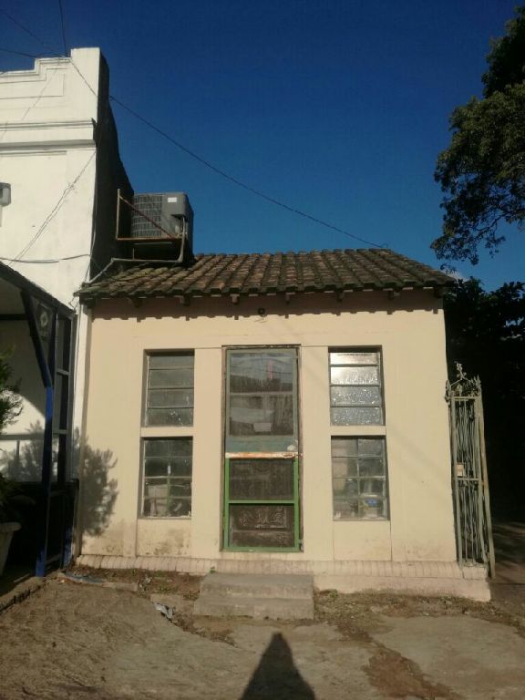 Alquilo salon sobre Avenida Artigas cPrimer — foto 3
