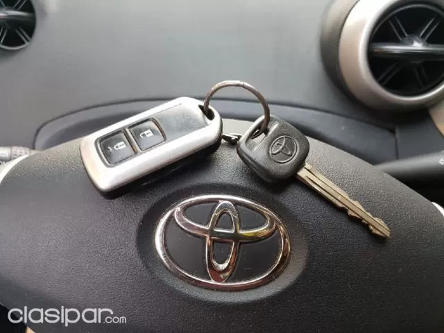 Toyota Ist 2006 - foto 8