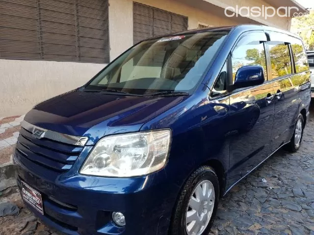 Toyota Noha 2005 - foto 2