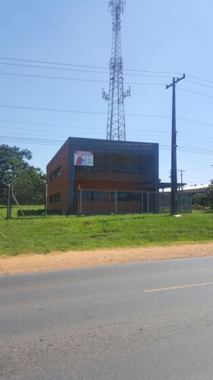 Ruta Ypané a Villeta, acceso calle lateral. Amplio terreno, con 400m2 de oficinas — foto 2