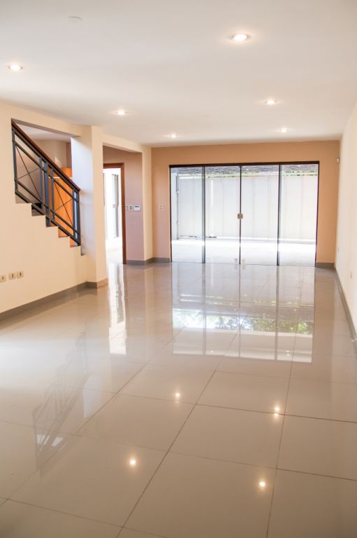 Hermoso Duplex en B° YCUA SATI a pasos de SANTA TERESA — foto 3