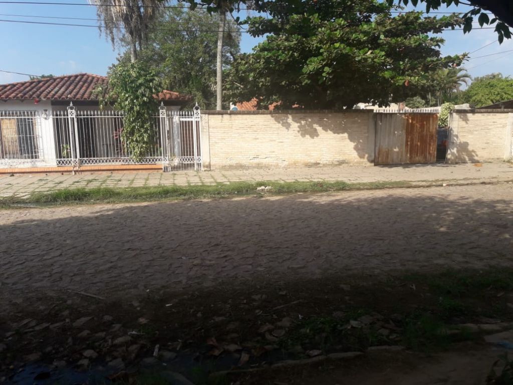 Vendo casa con 2 viviendas en Mariano Roque Alonso — foto 3