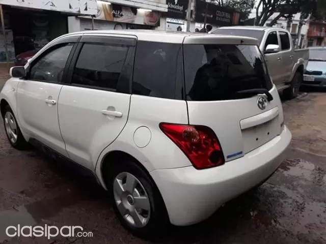 Toyota Ist 2003 - foto 2