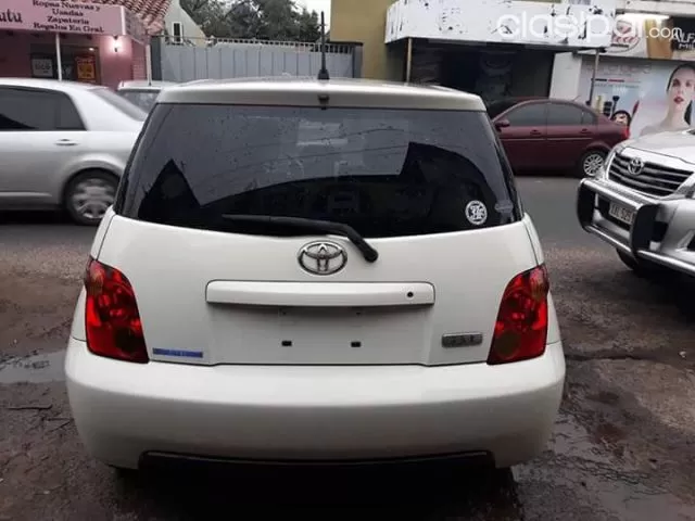 Toyota Ist 2003 — foto 7