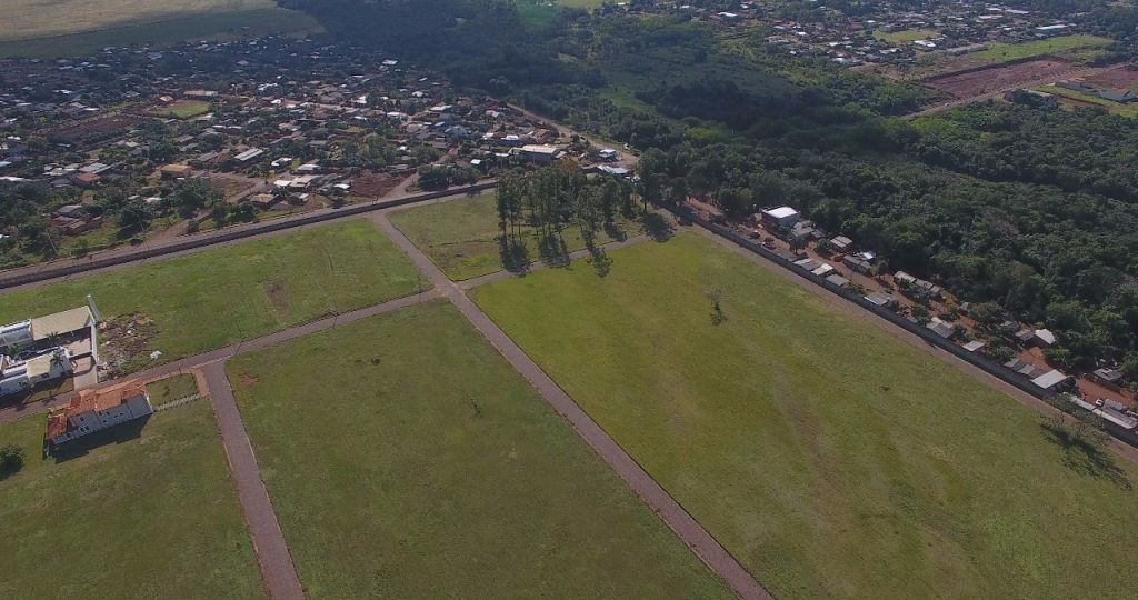 Hermoso terreno de 4 hectáreas en Saltos del Guaira, a 1km del centro. (40.000 m2) — foto 3