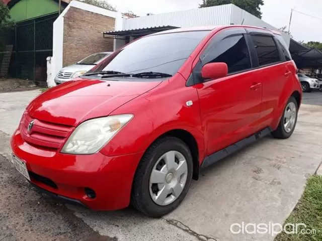 Toyota Ist 2003 - foto 2