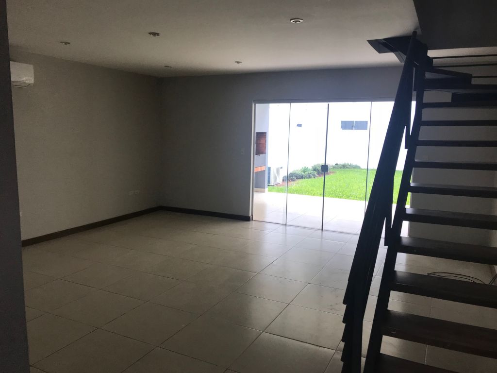 PROPIETARIO ALQUILA HERMOSO DUPLEX ZONA PINEDO SHOPPING CIUDAD SAN LORENZO — foto 3